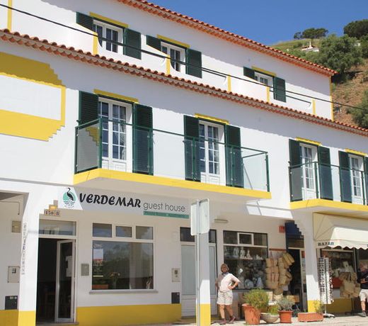 Verdemar Guest House
