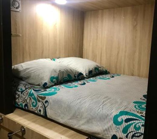 Aloha Capsule Hotel