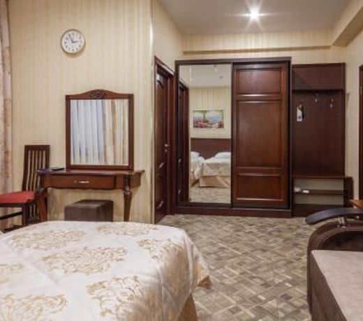 Karap Hotel