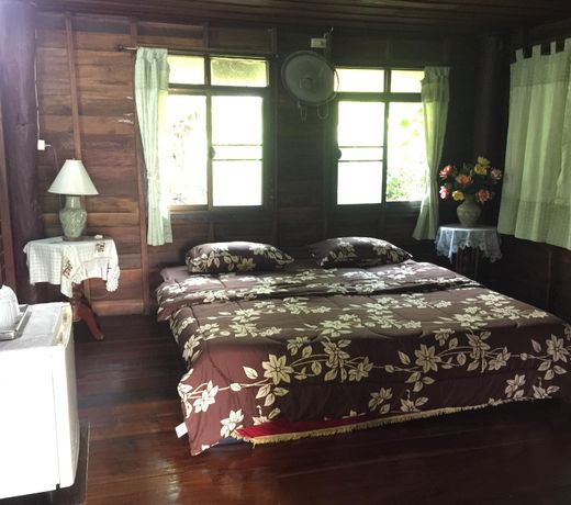 Baan Suan Reuan Fun
