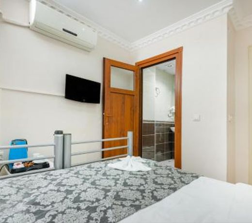 Nar Hotel