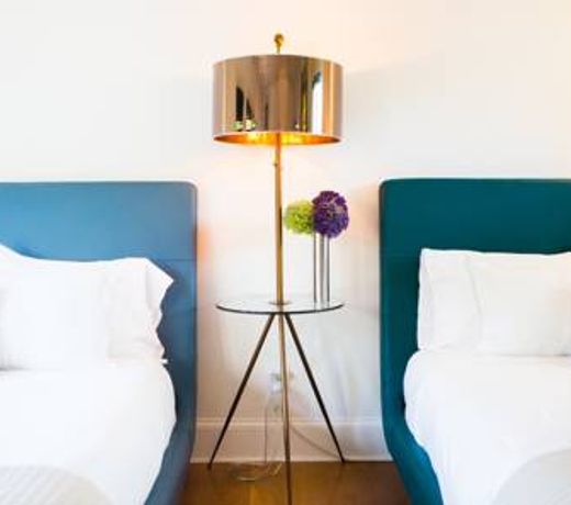 Gallery Hotel