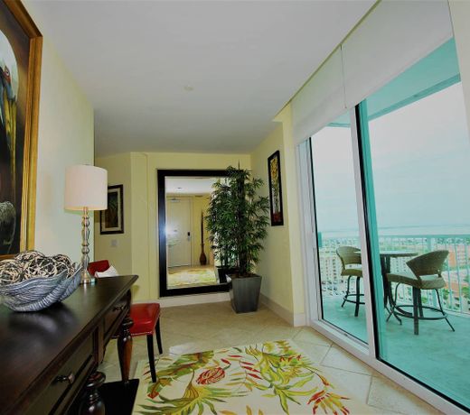 Sapphire Condo & Spa Unit #1304