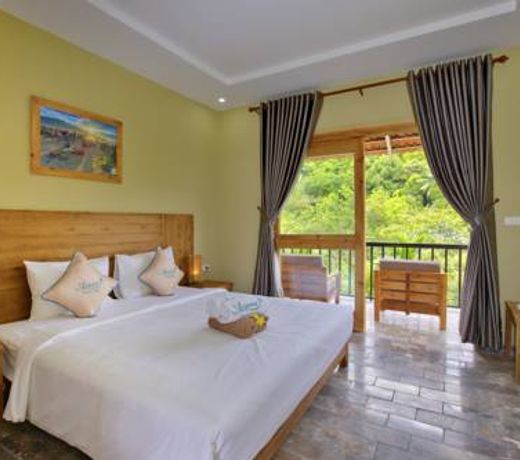 Azura Resort