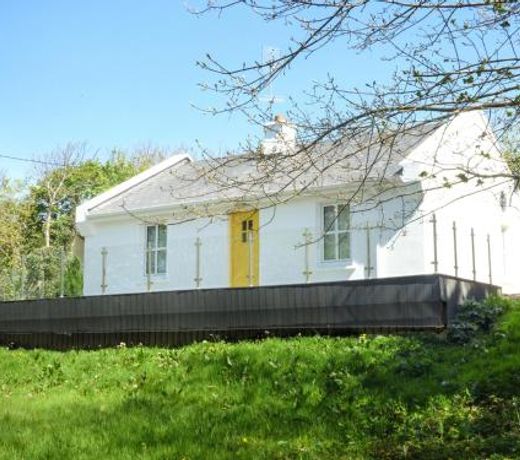 Hidden Gem Cottage