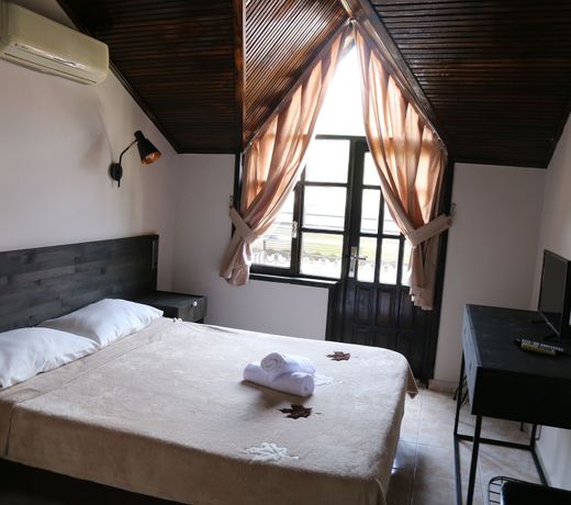 Derin Luxury Hotel