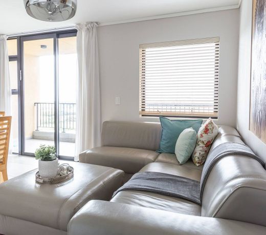 Waters Edge Self-Catering Apartments
