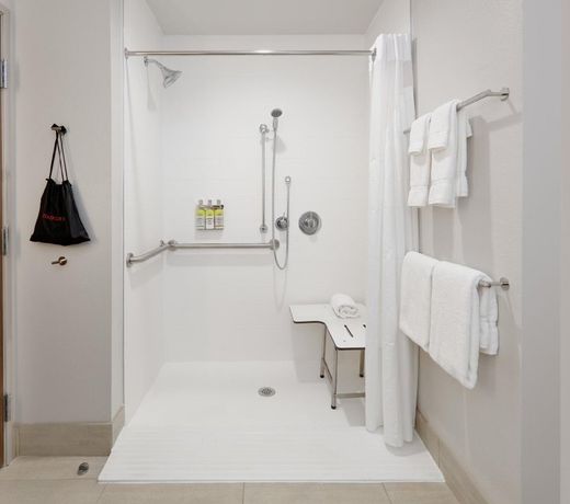 Holiday Inn Express & Suites Fort Worth North - Northlake, an IHG Hotel