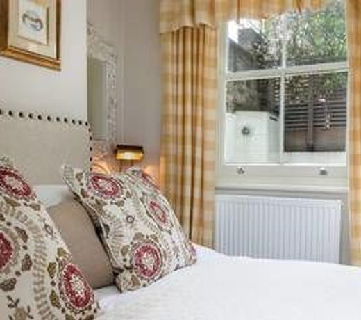 Beautiful 1BR Home in Chelsea - 3 Guests!