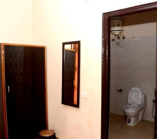 Lord Krishna Himalayan Hotel and Restaurant
