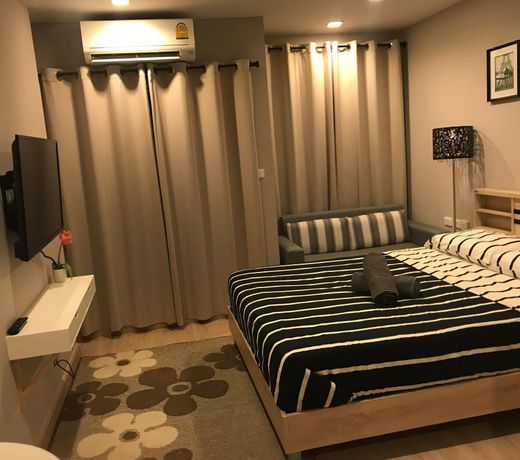 Casa Condo MRT@Sam Yaek BangYai