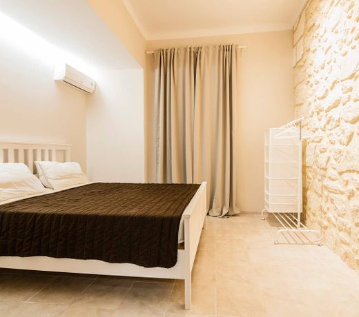 The Central Boutique Apartments