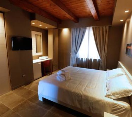 Il Casato Deluxe Rooms