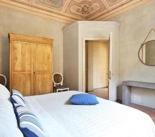 Tuscania Apartments