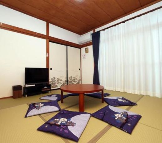 Tetsu no YA Guesthouse for Railfans