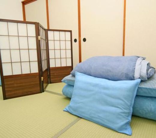 Tetsu no YA Guesthouse for Railfans