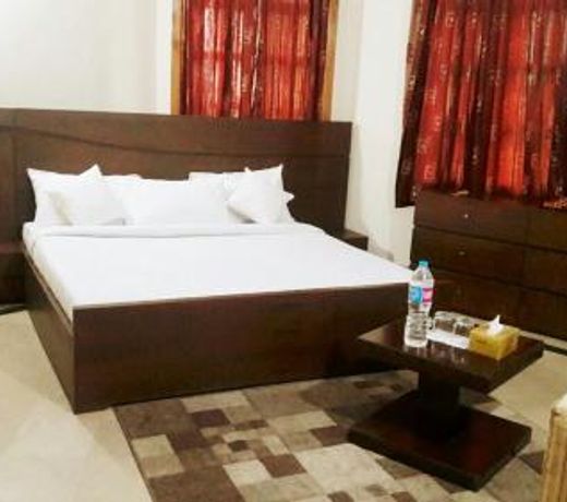 royal cottage guest house