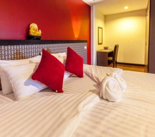 Gallery Lake View Hotel