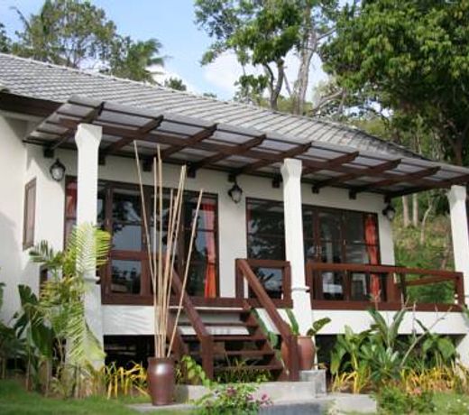 Hillside Village Resort & Fitness Centre