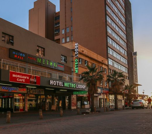 Metro Hotel Marine Parade
