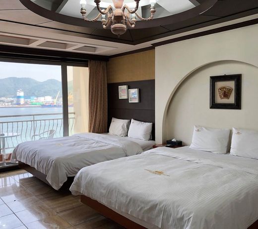 Masan Tourist Hotel