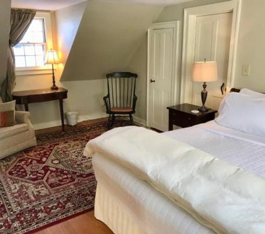 1824 House Inn + Barn
