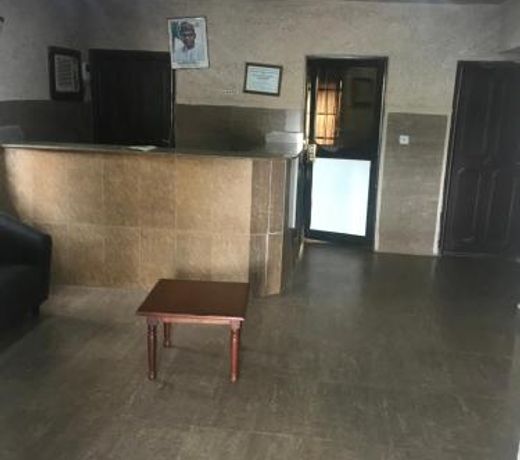 Creme Suites hotel