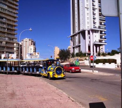 Cosy Apartment Close to Sea, WiFi, Air Cond