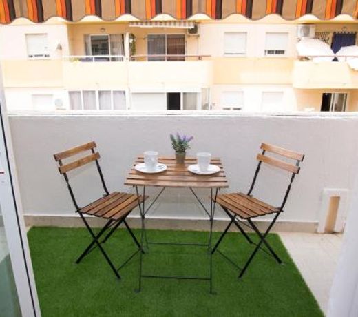 Cosy Apartment Close to Sea, WiFi, Air Cond