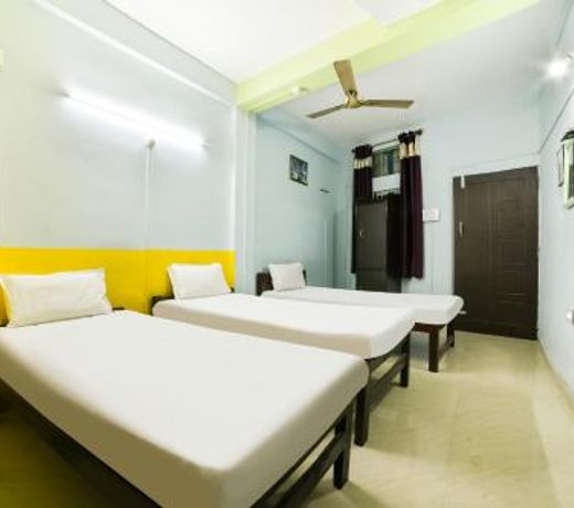 SPOT ON 60969 Hotel Vaishnavi Lodge