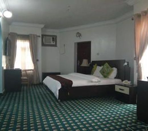 Paris Choice Hotels and Resort (Wuse)