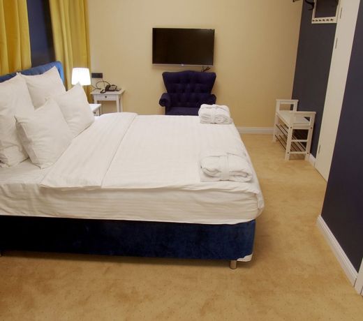 Barin Residence Centre