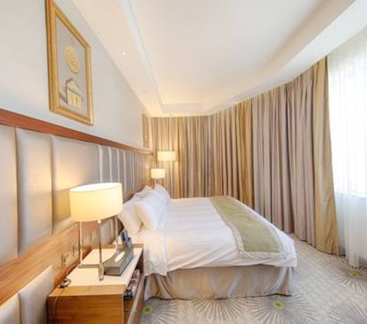 Holiday Suites Al Aziziah