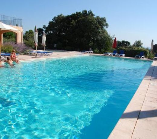 Beautiful Villa in Saumane de Vaucluse with Garden