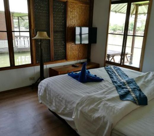 River Marina Resort