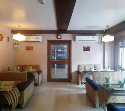 Hotel Rains Inn