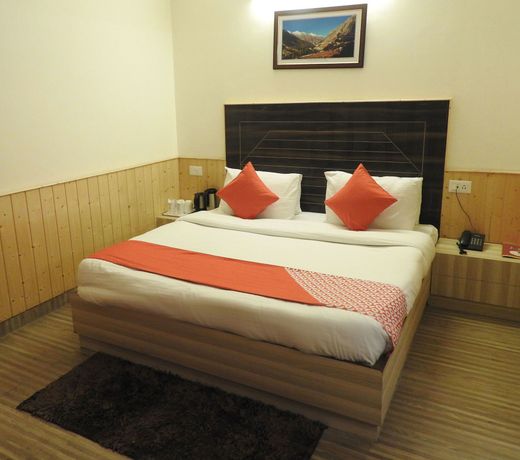 OYO 8421 Flagship Hotel Seven Hills
