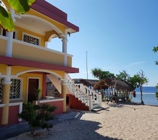 Paz Patar Beach House Resort