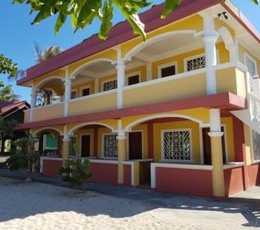 Paz Patar Beach House Resort
