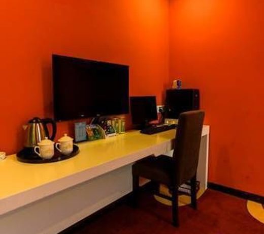 Manston Holiday Hotel