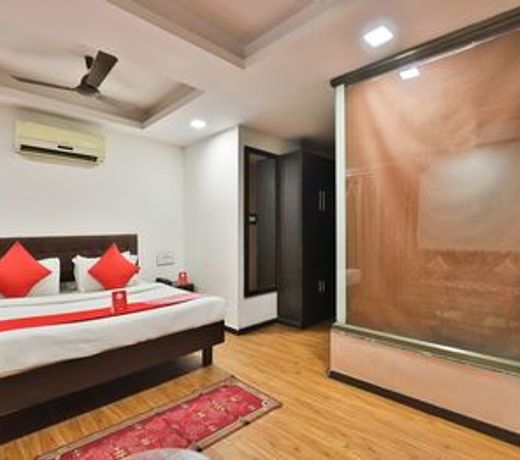 OYO 1635 Hotel Dash Continental
