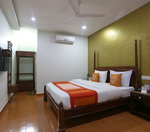 OYO 6549 Hotel Gorbandh