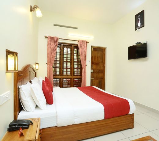 OYO 12937 Hotel Periyar Canopy