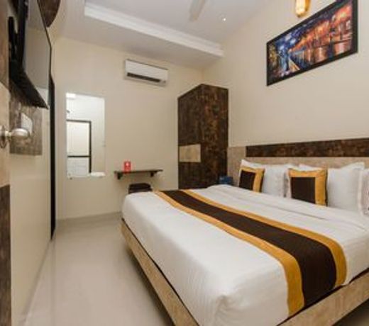 OYO 11511 Hotel Embassy Grand
