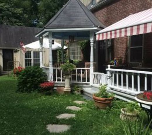 Base Camp - Dutch Colonial Estate