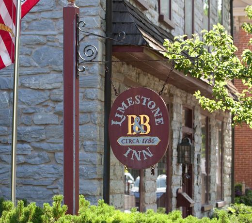 1786 The Limestone Inn