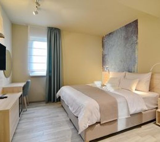 Garni Hotel D10