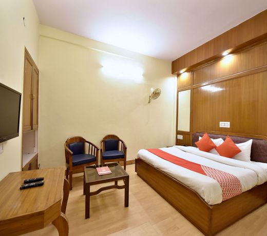 OYO 5268 Hotel Himland East