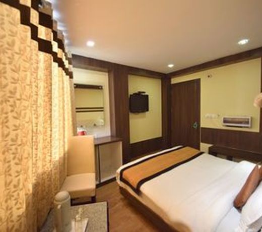 OYO 11470 Hotel Bridge View