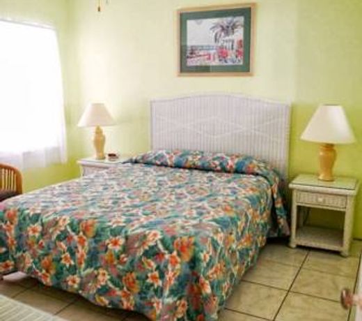 Atlantic Sands Beach Suites